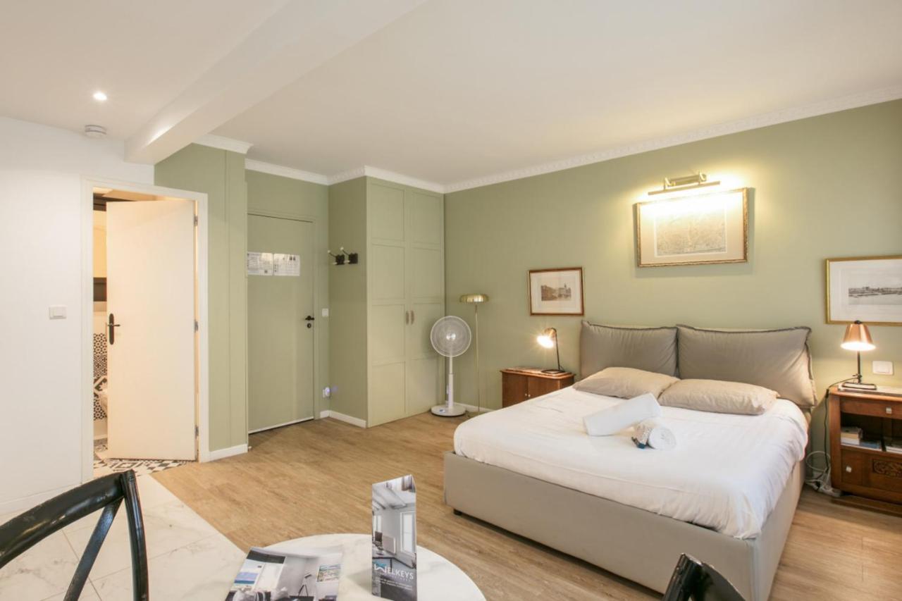 Charming Studio Near Tour Eiffel Invalides Beaugrenelle Париж Екстериор снимка