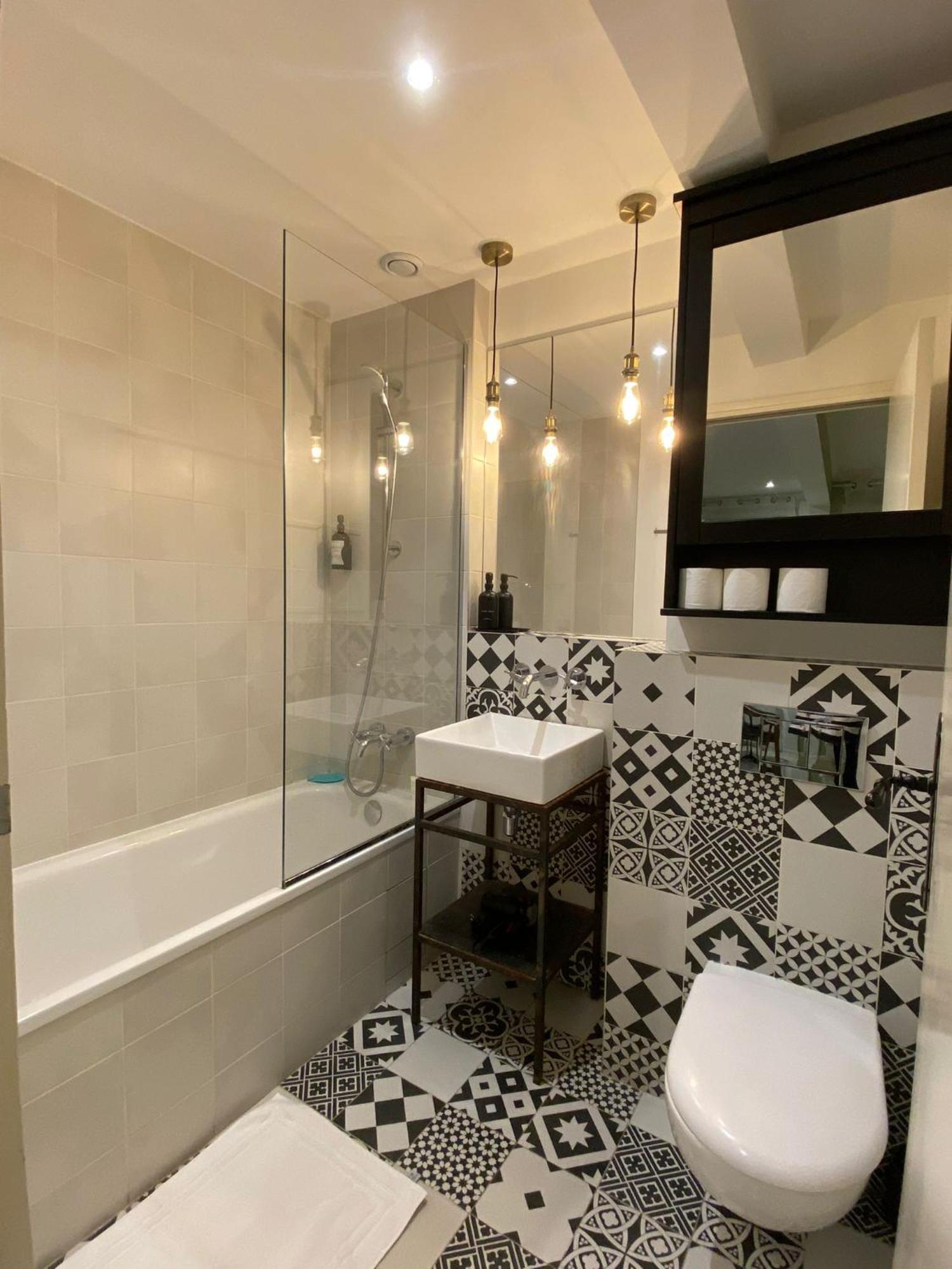 Charming Studio Near Tour Eiffel Invalides Beaugrenelle Париж Екстериор снимка